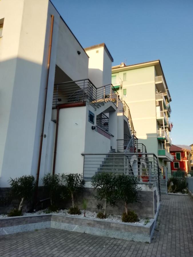 Appartamento Via Giorgio Canale 72 Chiavari Buitenkant foto
